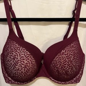 New Victoria Secret Bra sz. 34DD
